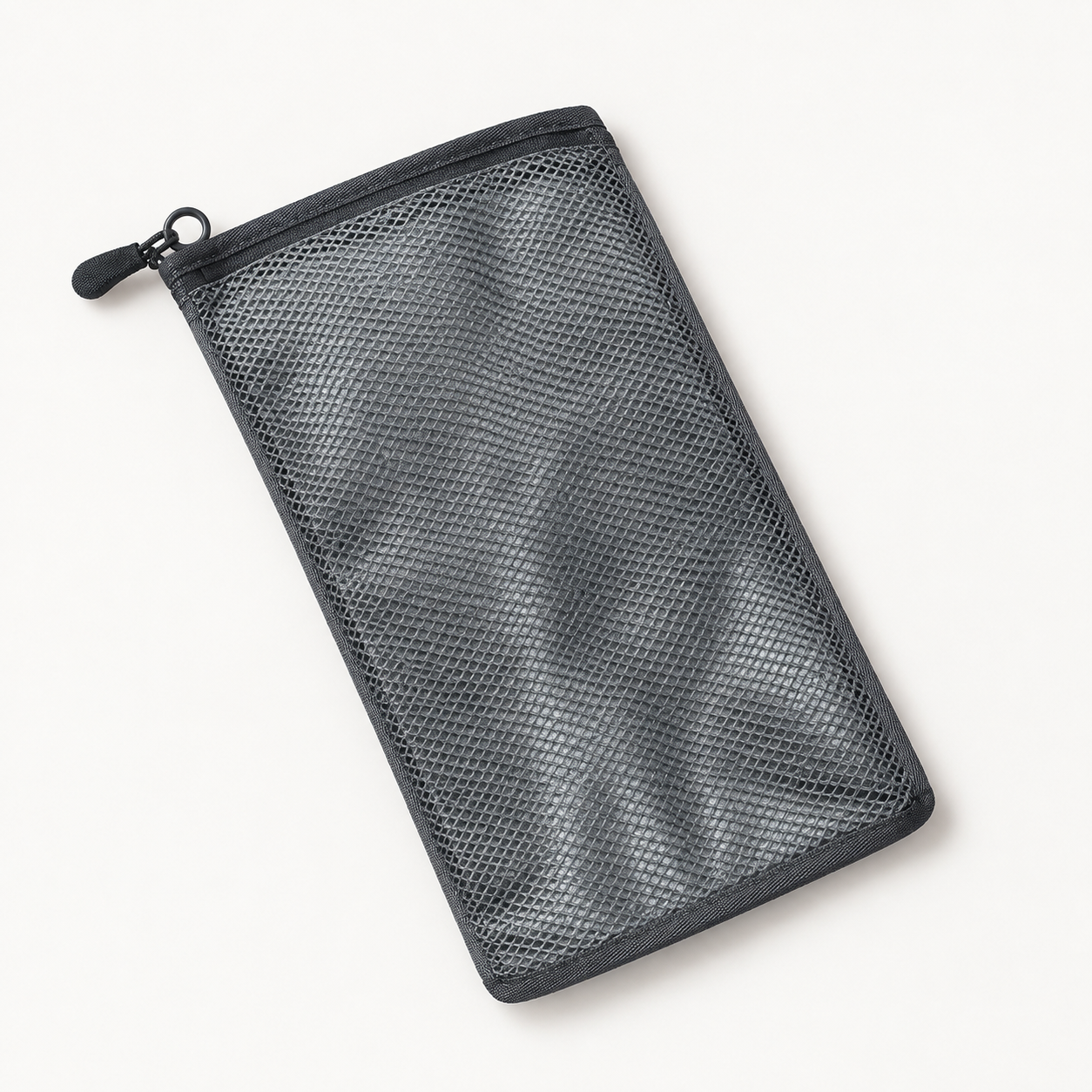 Bali — Gris — trousse fermée et aplatie