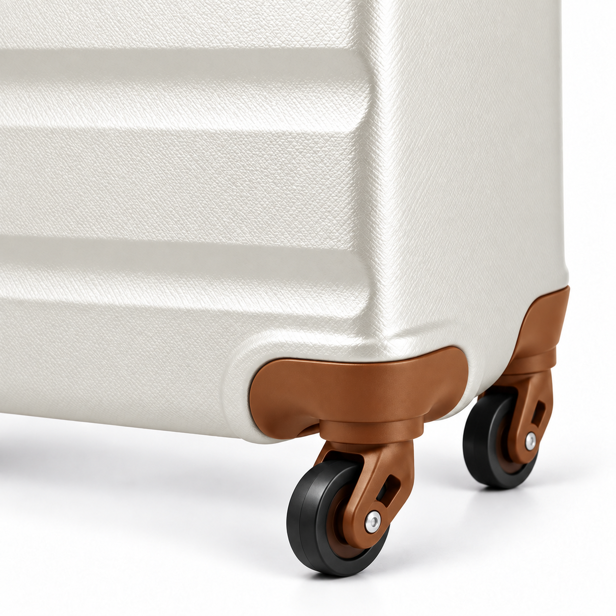 Mora — valise cabine rigide — Blanc & camel, détail des roues