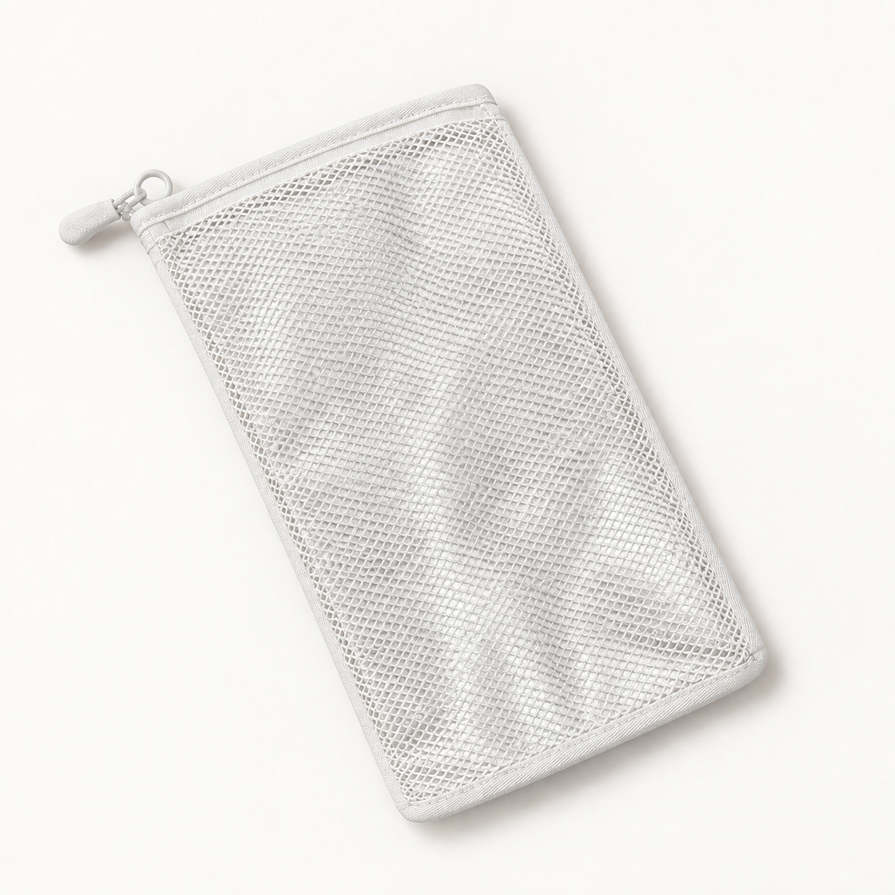 Bali — Blanc — trousse fermée et aplatie